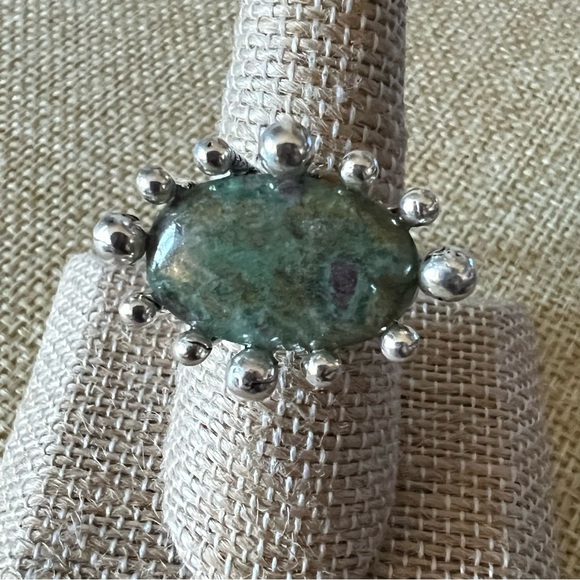 New Ruby Zoisite Stone Crystal Large Prong Set Cabochon Silver Overlay Ring 8 - Picture 2 of 8